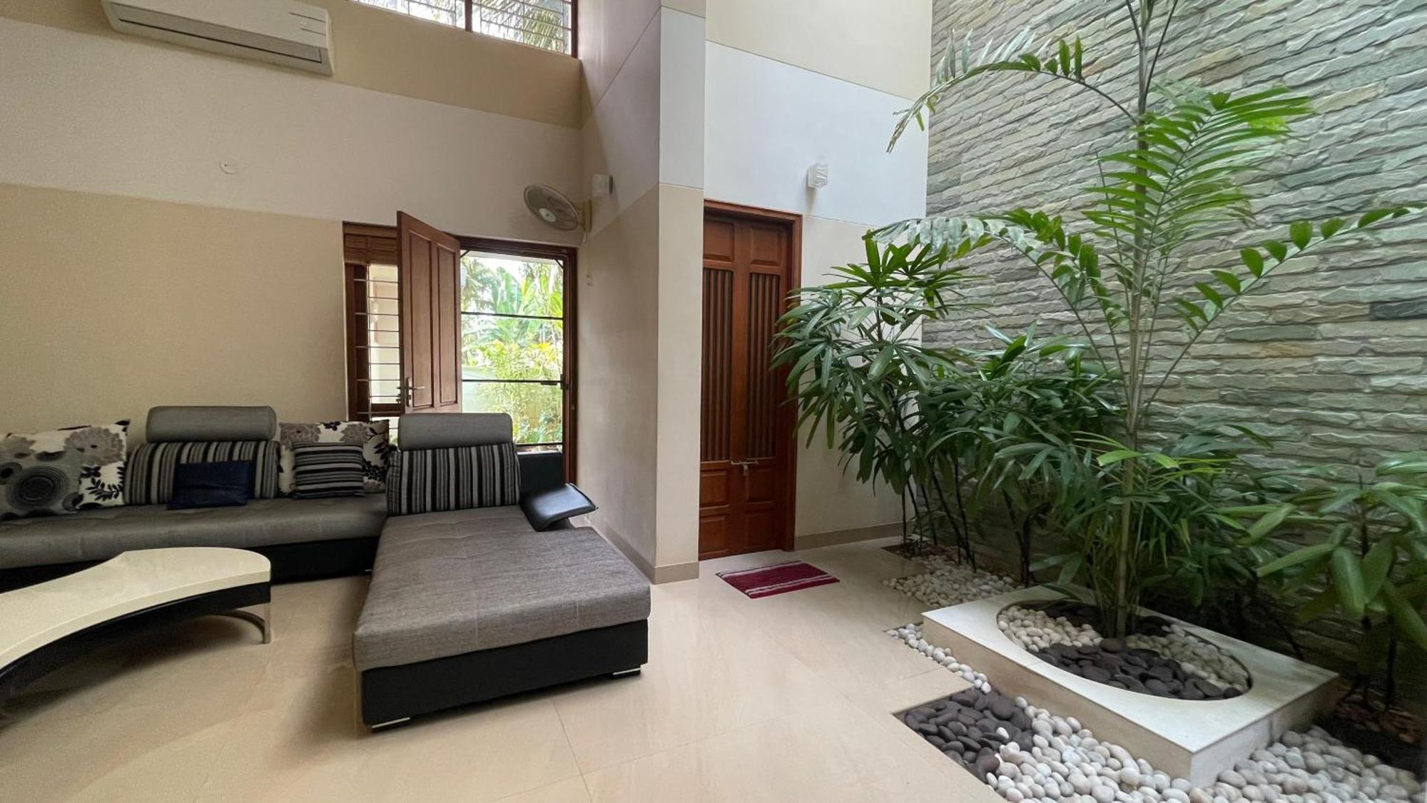 Pinky'S Villa Thiruvananthapuram Exterior foto